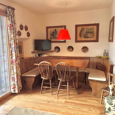Apartament Chesa Amel Sur - Celerina Celerina/Schlarigna